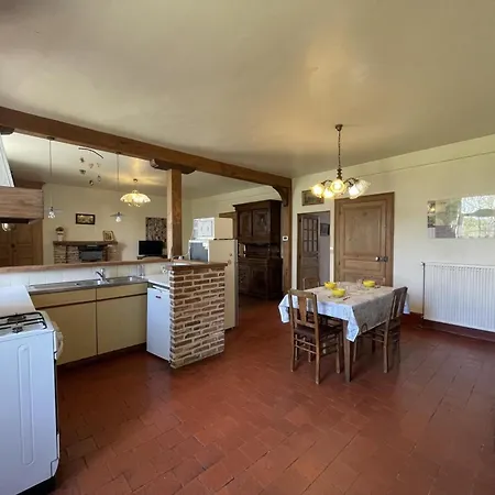 Spacieuse Avec Wi-fi Et Animaux Admis - Fr-1-489-272 Montvicq